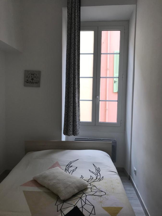 Appartement Menton Au Coeur De La Vieille Ville ภายนอก รูปภาพ
